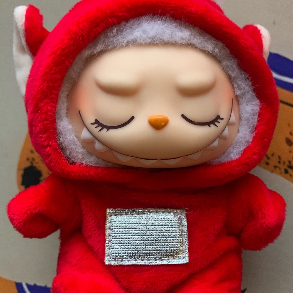 POP mart labubu clothes Red Plush Halloween Outfit for Labubu NO DOLL